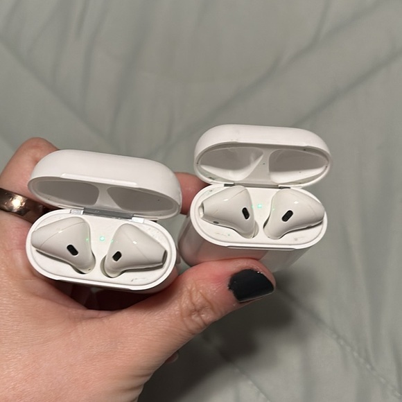 Apple Other - Set of 2 AirPods (Gen 2)